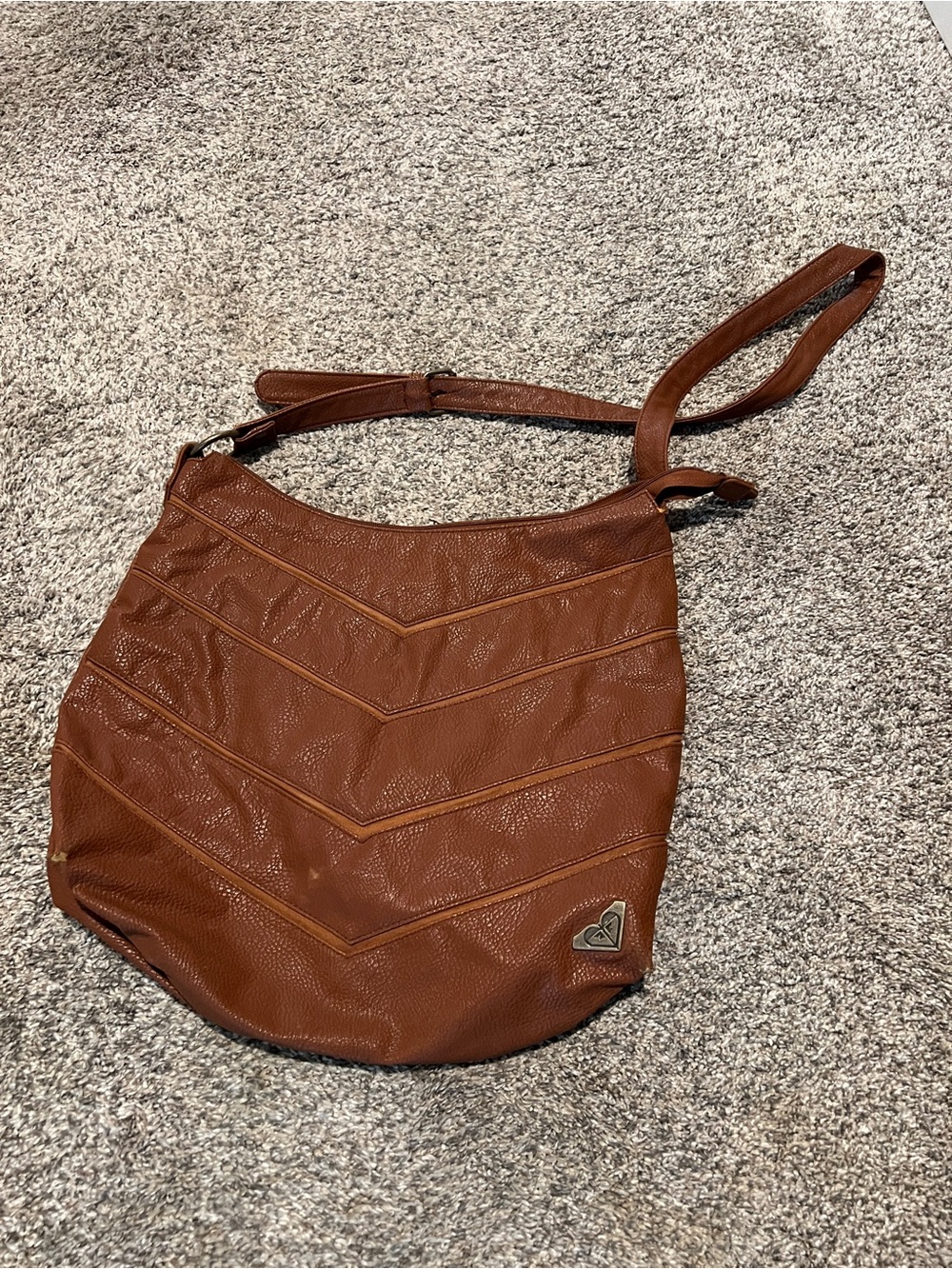 Roxy Chevron-Detail Shoulder Bag